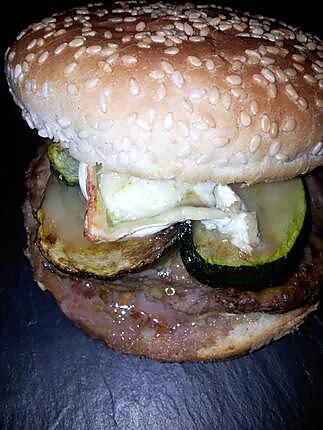 recette Hamburger courgettes pésto et chévre