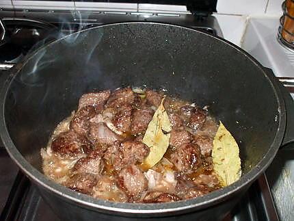 recette " Guisado de carne al Jerez".... ( Viande en sauce....)