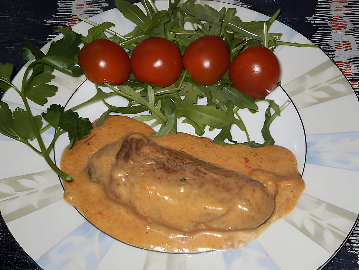 recette sautés de veau roulés à la sauce aux poivrons rouges