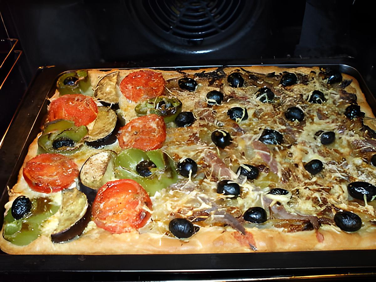 recette " 3/4  Pizzaladière.... et 1/4  Pizza aux légumes du soleil...."