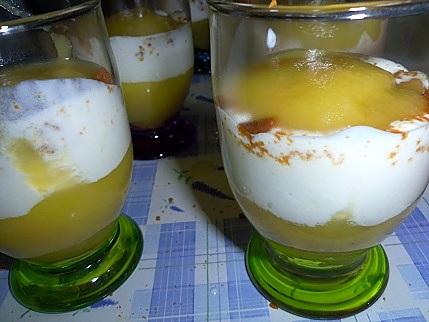 recette Coupe mousseuse au fromage blanc et à la pomme aux spéculoos de cécilia