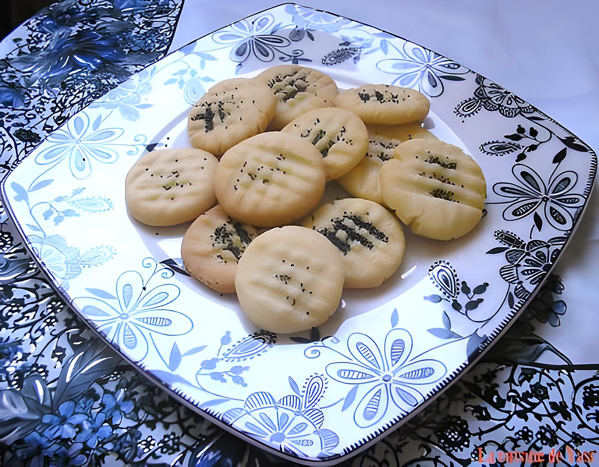 recette Naan Berenji - Biscuits iraniens à la rose