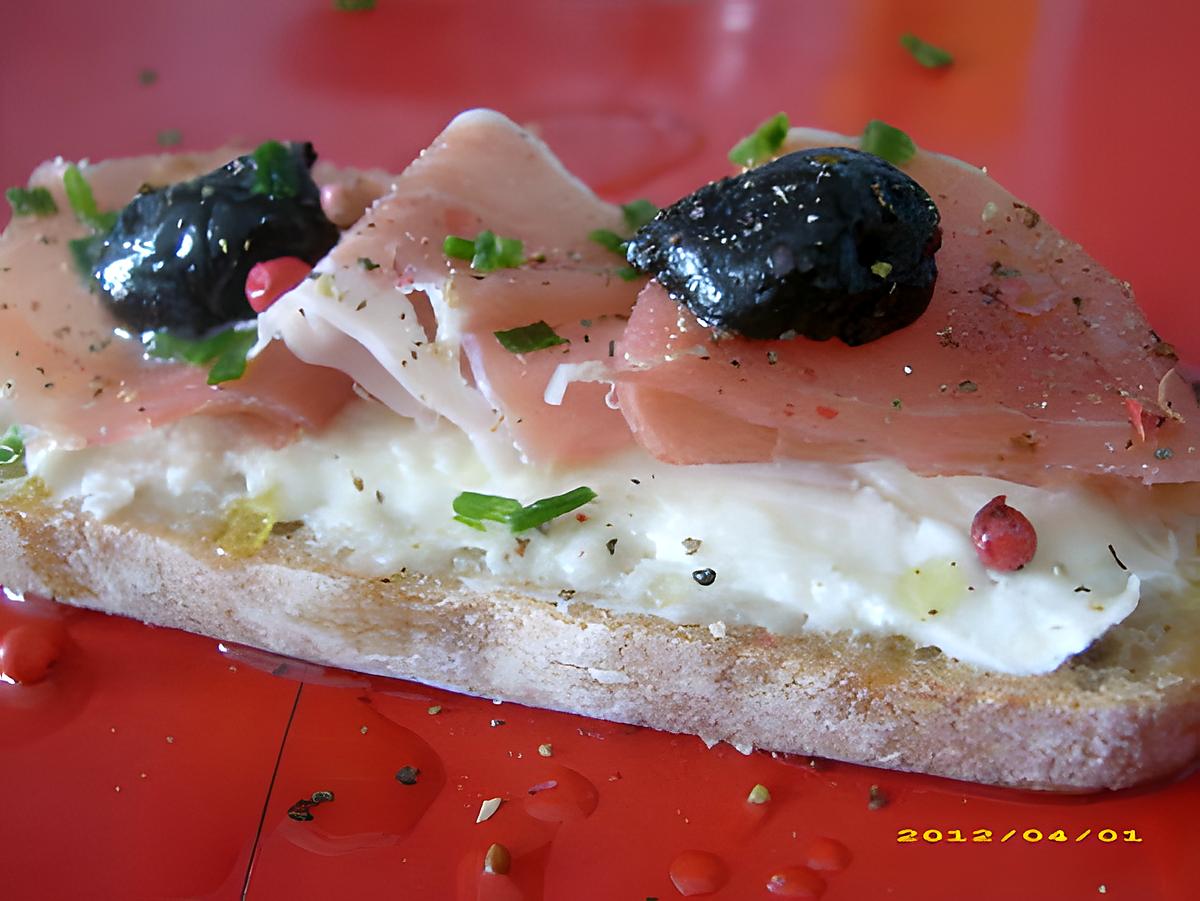 recette tartine de chiffonnade de jambon cru au rocamadour