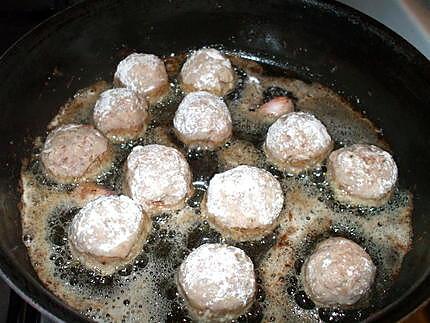 recette Boulettes maison....avec son anchoïade.....( Recette sicilenne....)