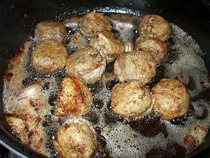 recette Boulettes maison....avec son anchoïade.....( Recette sicilenne....)