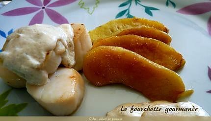 recette Saint jacques sauce au cidre et cabécou