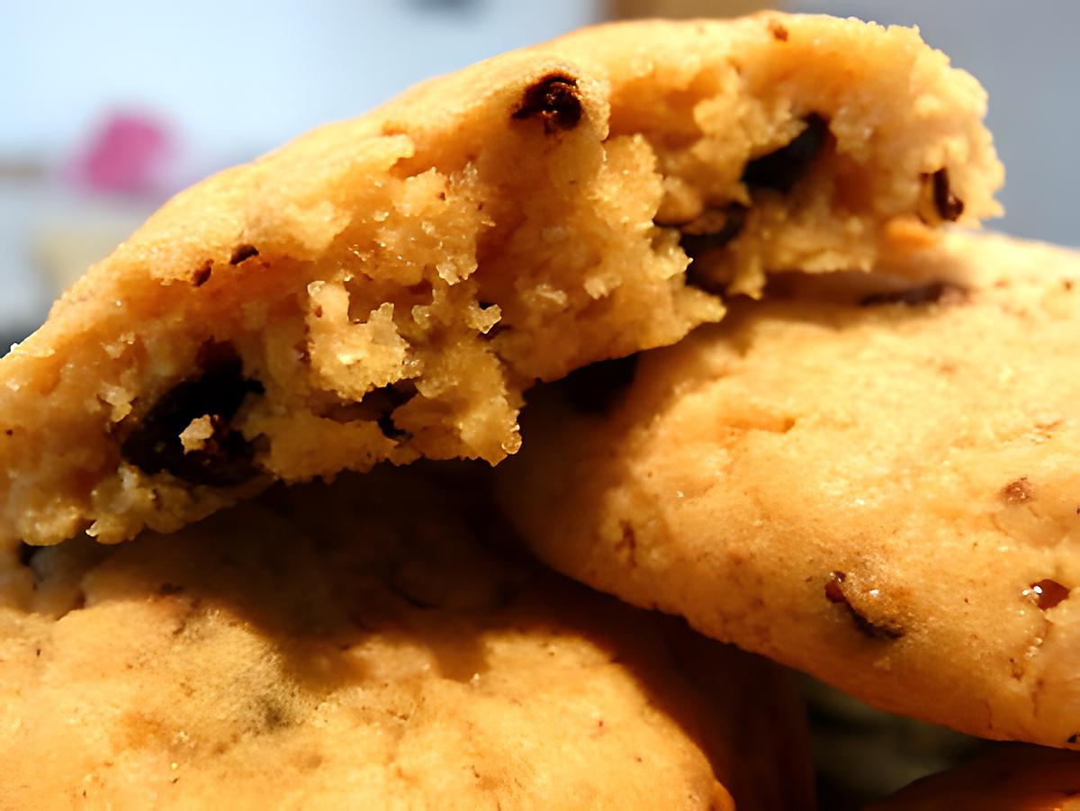 recette Cookies nougatine, beurre de cacahuète et pépites de chocolat
