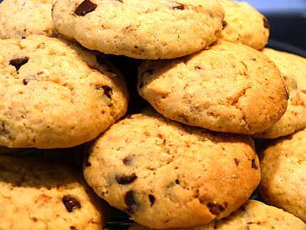 recette Cookies nougatine, beurre de cacahuète et pépites de chocolat