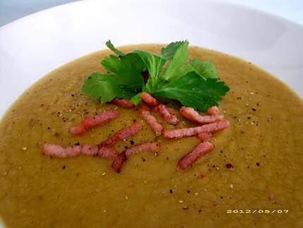 recette velouté de pois cassés et ses petits lardons grillés