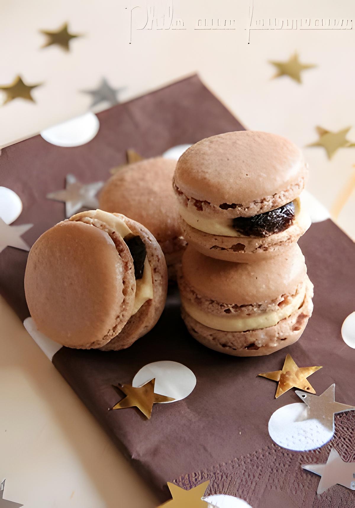 recette Macarons au chocolat garnis au foie gras & aux figues