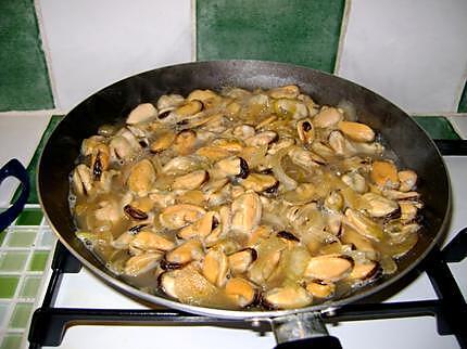 recette Moules marinières à ma façon ( light )