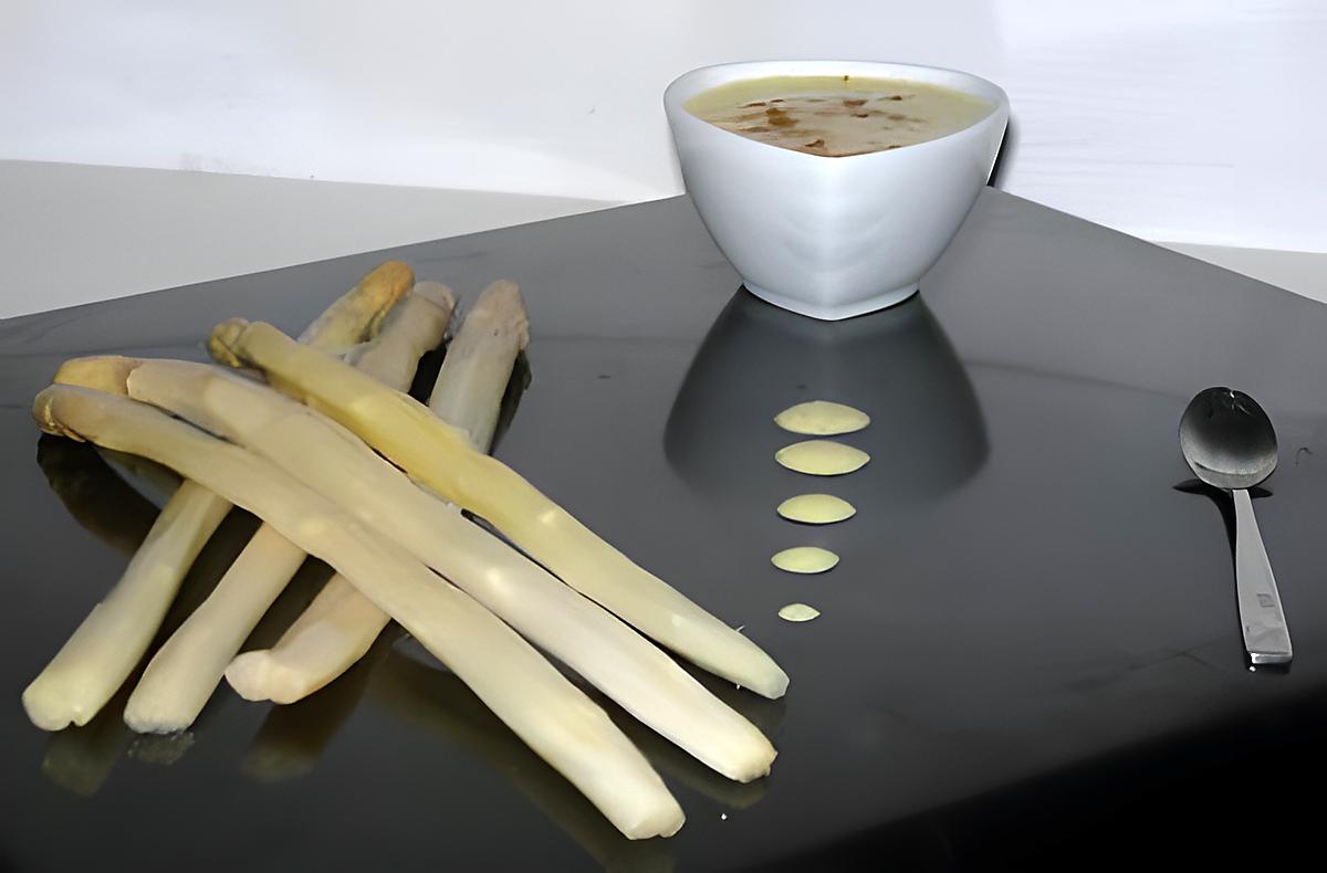 recette Asperges blanches à la sauce aérienne marocaine