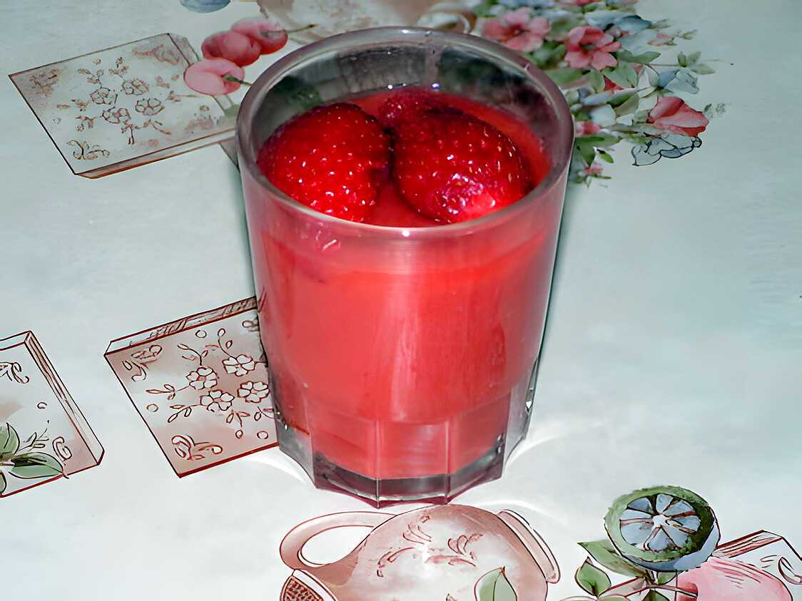 Recette de Compote fraise rhubarbe
