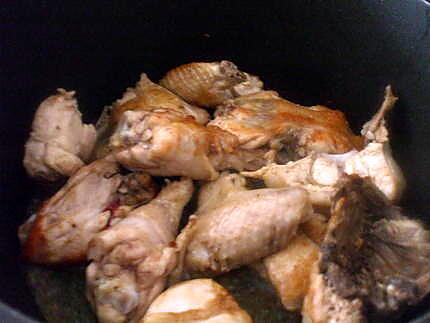 recette " Poulet aux amandes.... sur son lit d'oignons confits....".