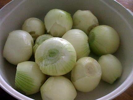 recette " Poulet aux amandes.... sur son lit d'oignons confits....".