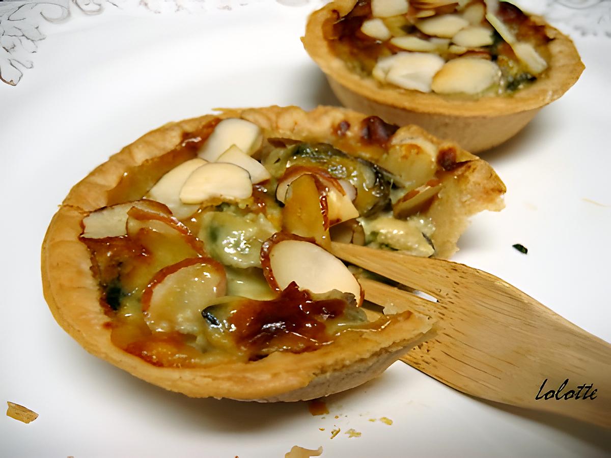 recette Mini tartelettes aux moules, bleu et amandes