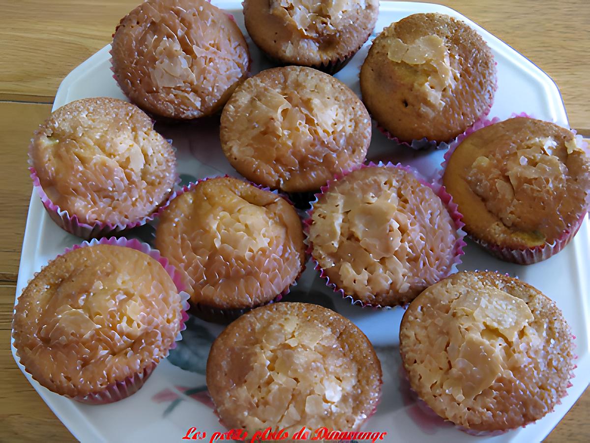 recette Petits gâteaux à la rhubarbe de Monette