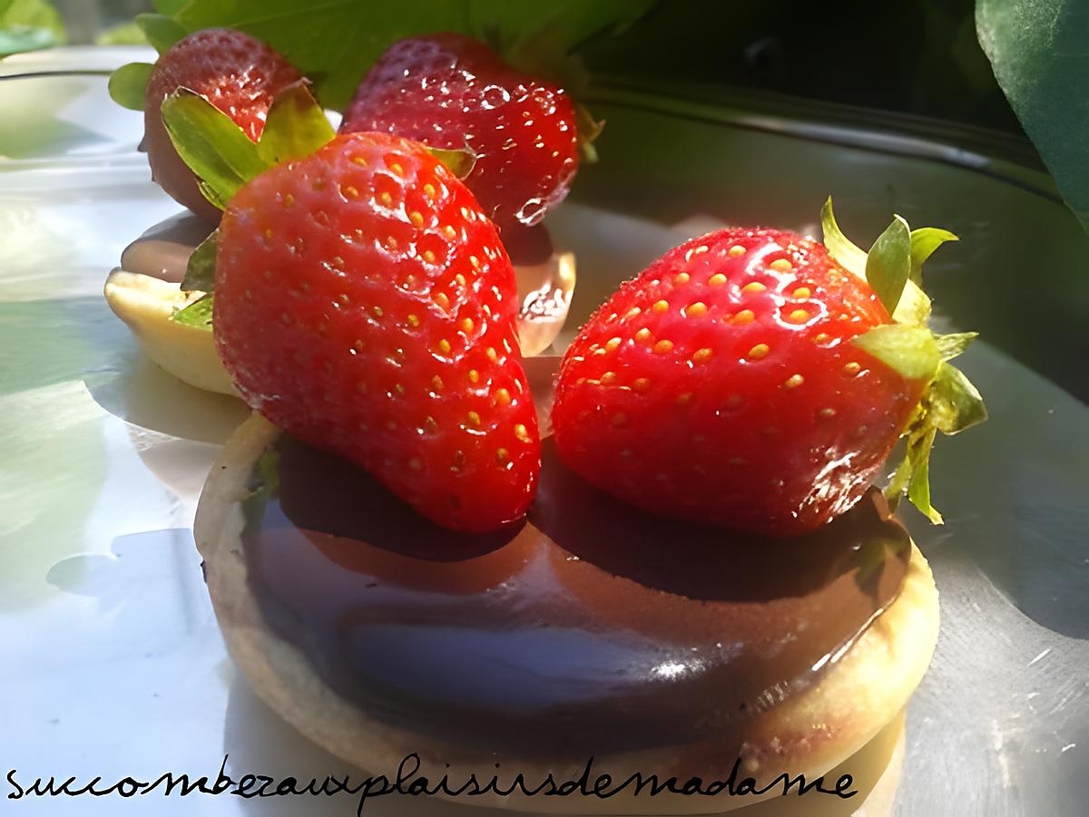 recette tartelette au chocolat et aux fraises