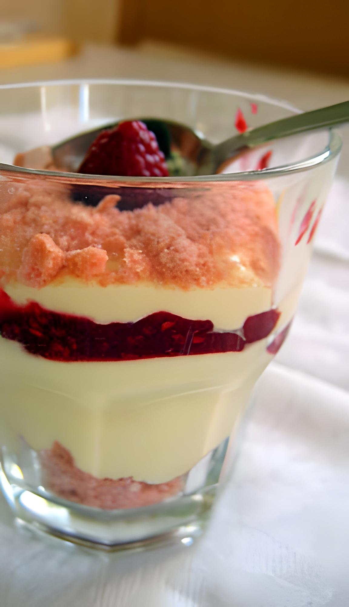 recette Verrines tiramisu / framboises / biscuits de Reims