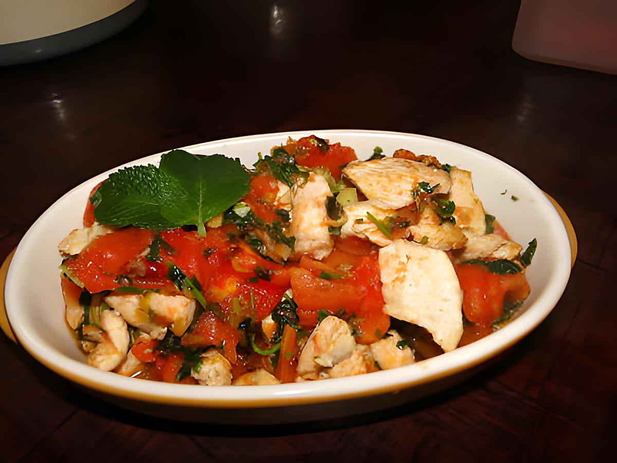 recette Poulet "Karahi" aux tomates et à la menthe