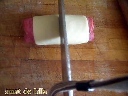 recette FEUILLETEE EN FORME DE ROSE