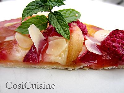 recette Tarte fine aux nectarines blanches et framboises