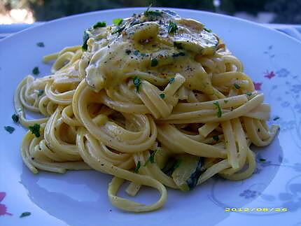 recette spaghetti aux courgettes à la crème safranée