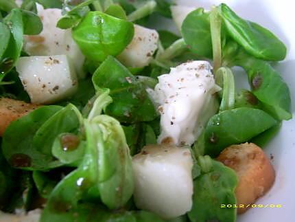 recette mâche au gorgonzola et petits cubes de poires