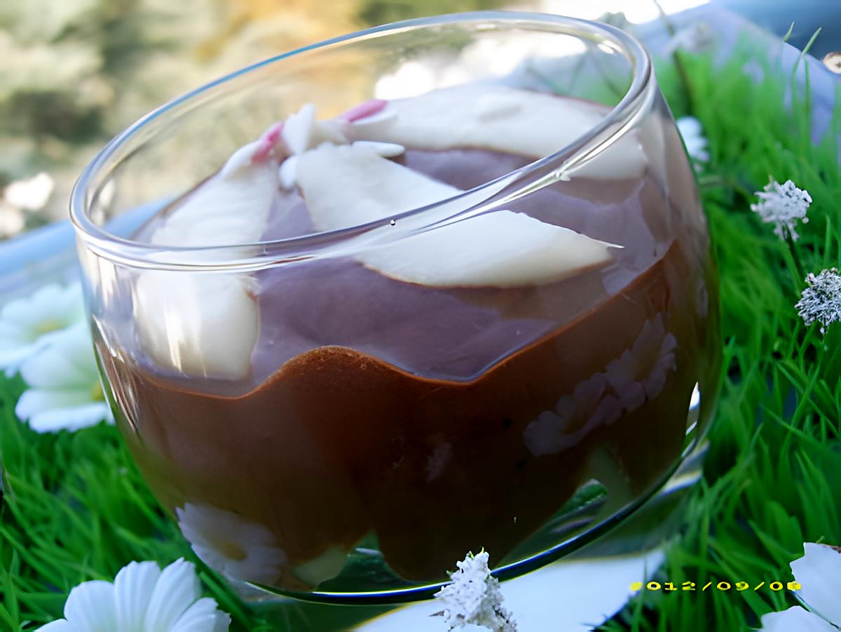 recette mousse au chocolat noir sur lit de poires