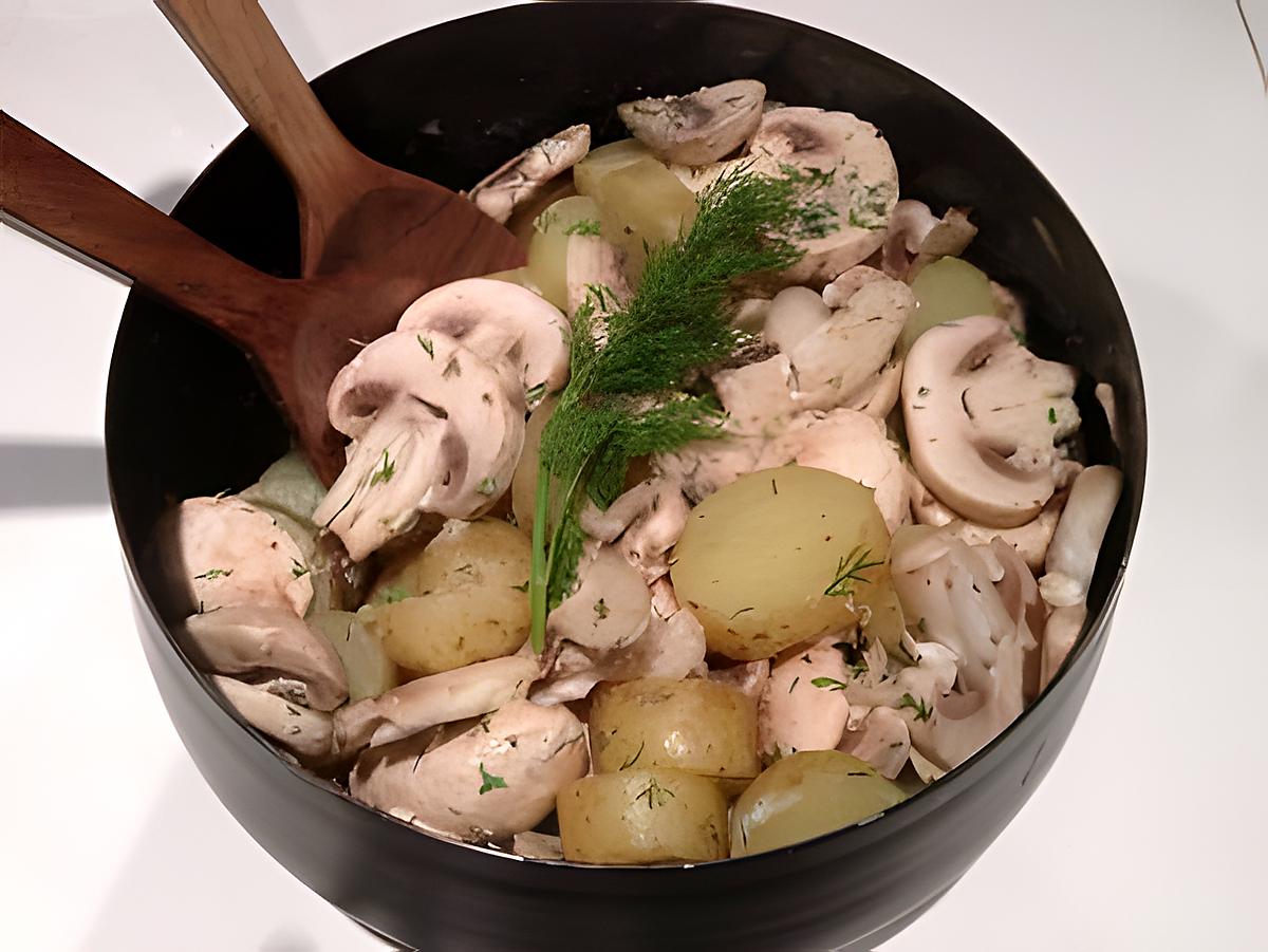 recette Salade de pommes de terre, champignons et aneth