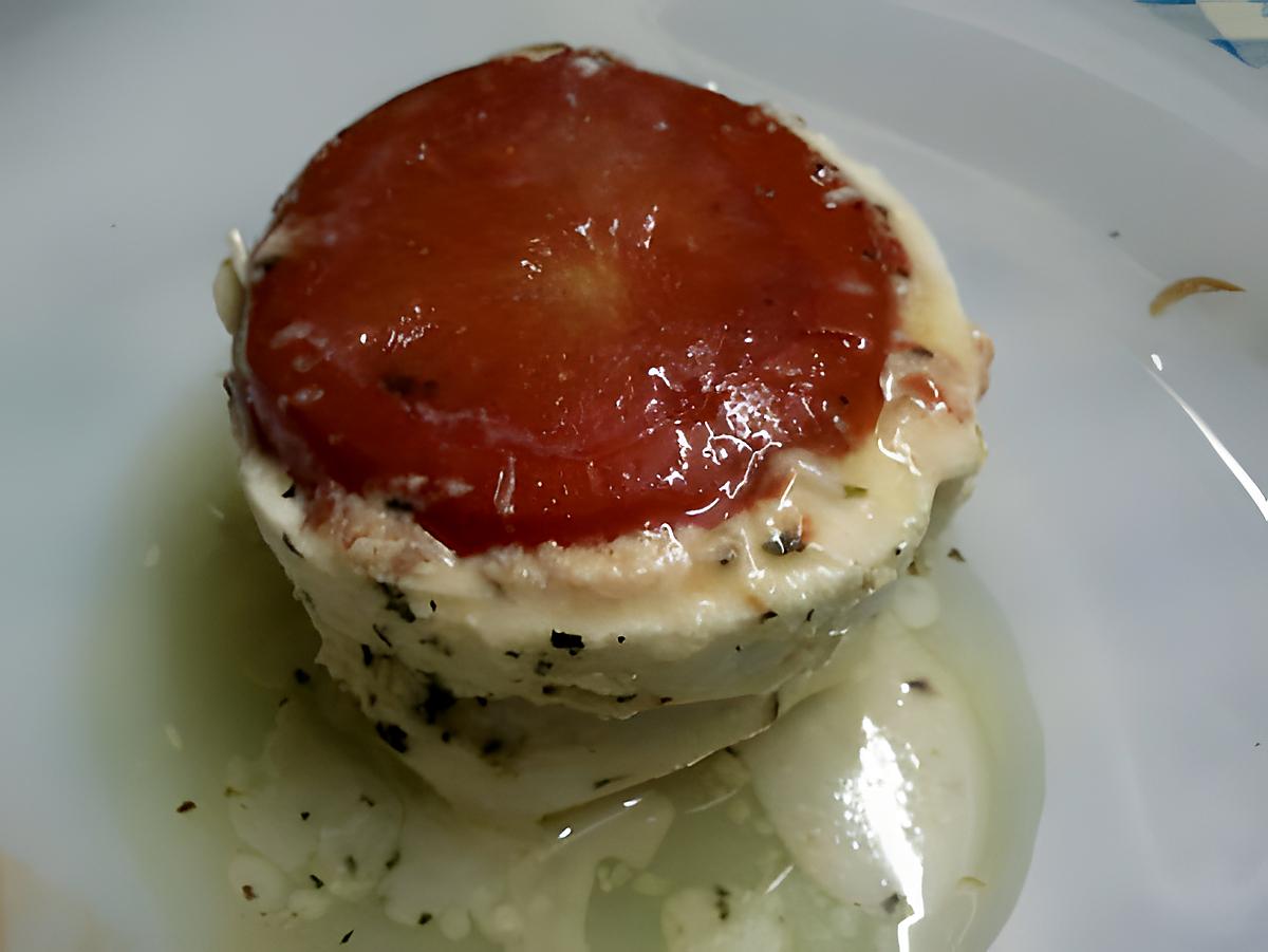 recette DELICE DE TOMATES MOZZARELLA ET PISTOU