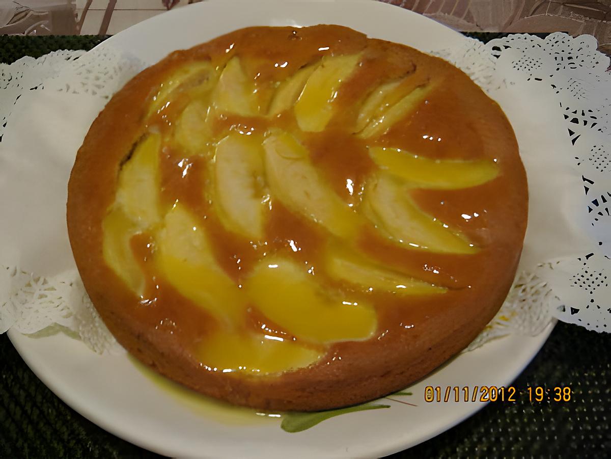 recette GATEAU  AUX POMMES ULTRA RAPIDE