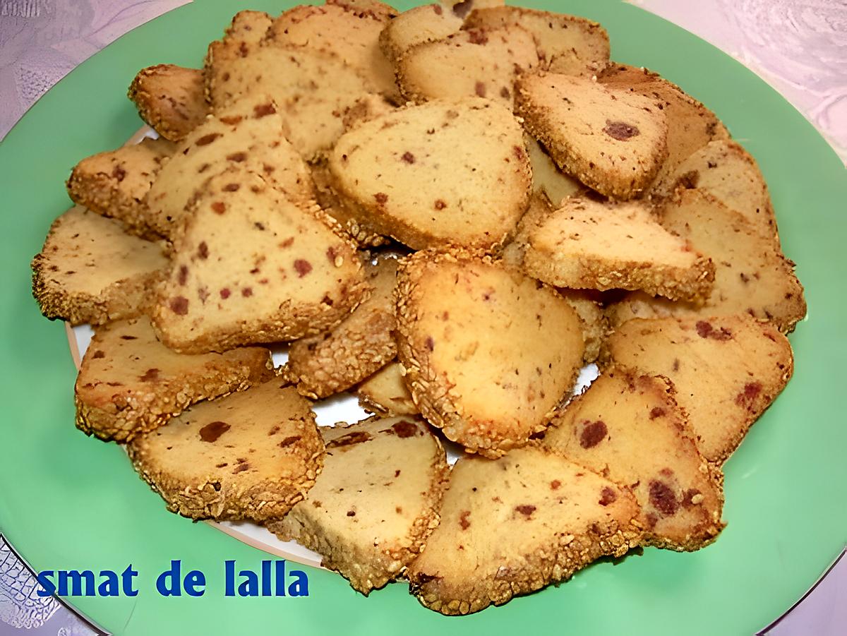 recette SABLES AUX DATTES ET EPICES