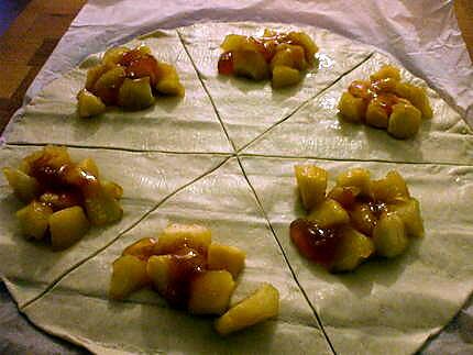 recette Triangles feuilletés aux pommes caramélisées....à la " Kapi"...