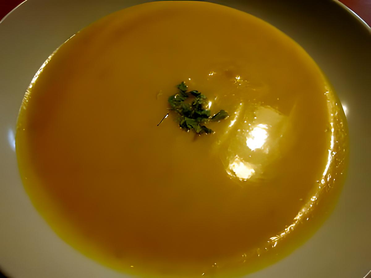 recette VELOUTE DE COURGE BUTTERNUT