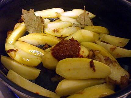 recette " Guisado de albondigas...." Râgout de p.d.terre..P.Pois et boulettes de viande...