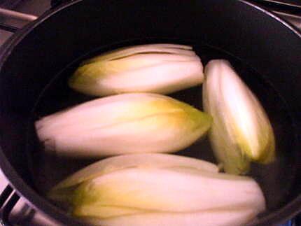 recette " Cassolettes individuelles d'endives au jambon ...."