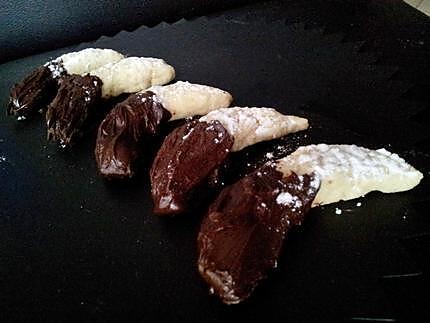 recette Cornes chocolatés aux amandes