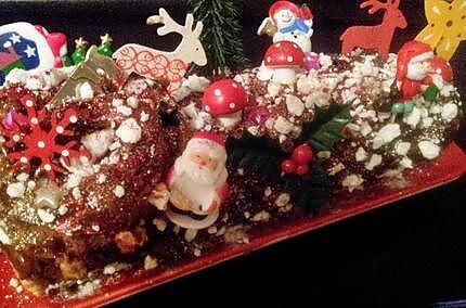 recette Bûche de Noel au chocolat tolberone enneigés de meringues