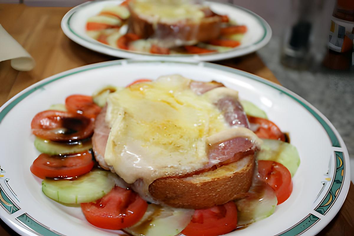 Fer à Cheval - Servido Menu (Takeaway, Delivery) - Käse-Schinken-Kruste