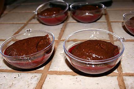 recette Mousse au chocolat extra sur coulis de framboises