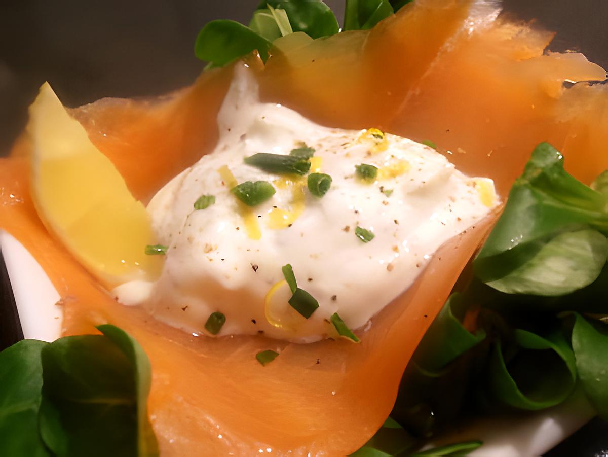 recette salade fraiche et gourmande au saumon fumé