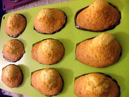 recette Madeleines pures beurre en coque de chocolat noir....