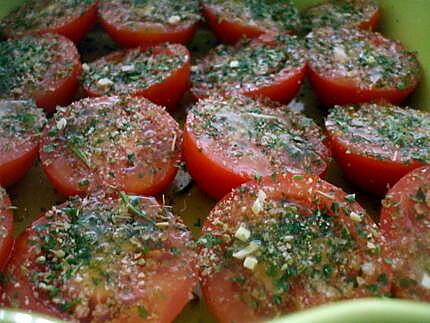 recette " Plato combinado N° 11... Tomates persillées au four ... Omelette Jambon fromage..."