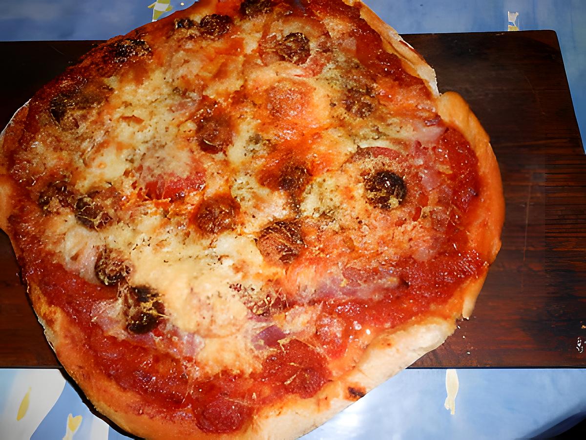 recette Pizza jambon,chorizo,fromage