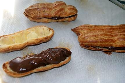 recette Choux et éclairs (garniture, crème, glaçage, chantilly, caramel, pièce montée....)