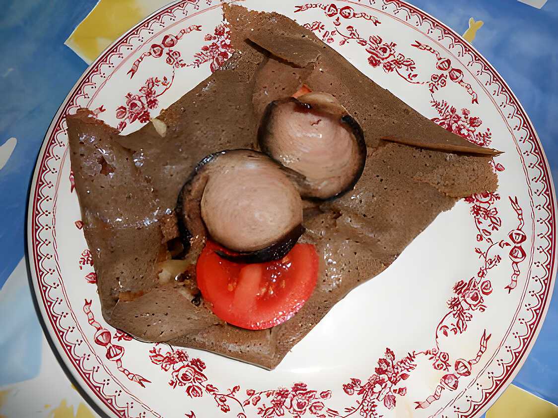Galette a l andouille et oignons confits