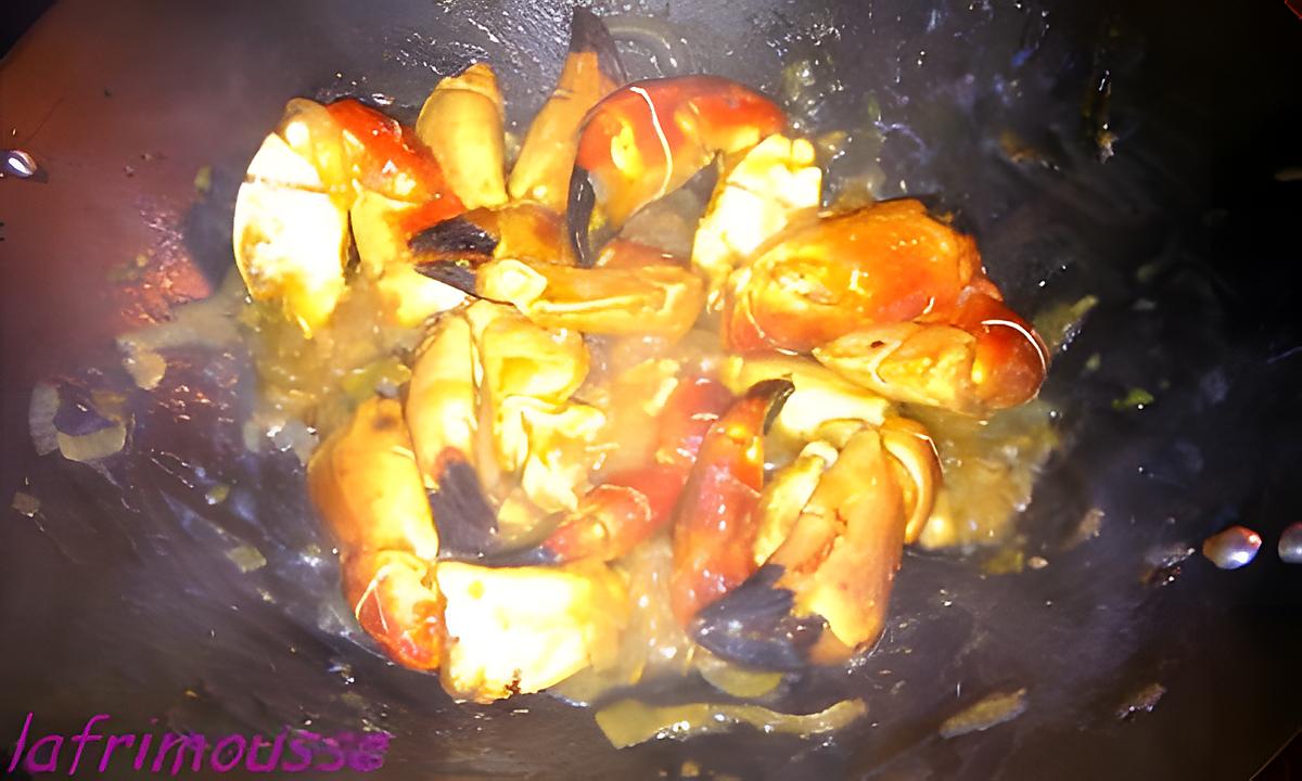 recette Pinces de crabe caramélisées à l'oignon confit