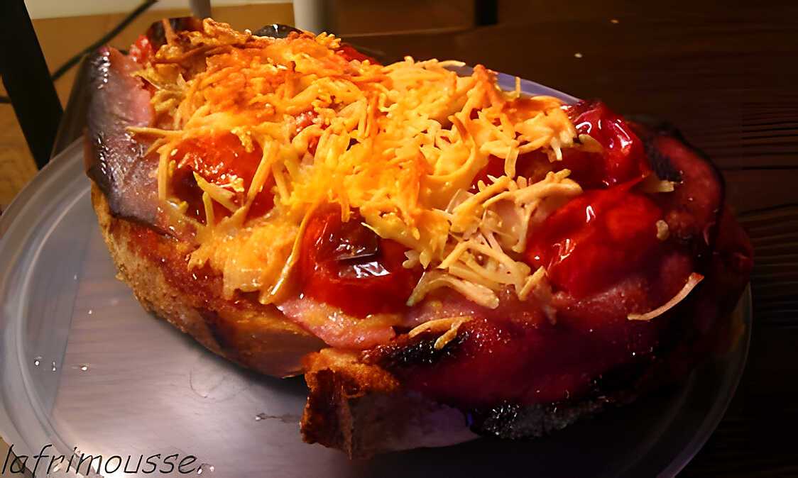Bruschetta au jambon de parme italien