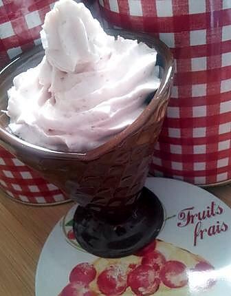 recette Chantilly au coulis de framboises